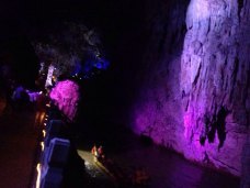 建水燕子洞 探秘喀斯特奇观与燕子奇景